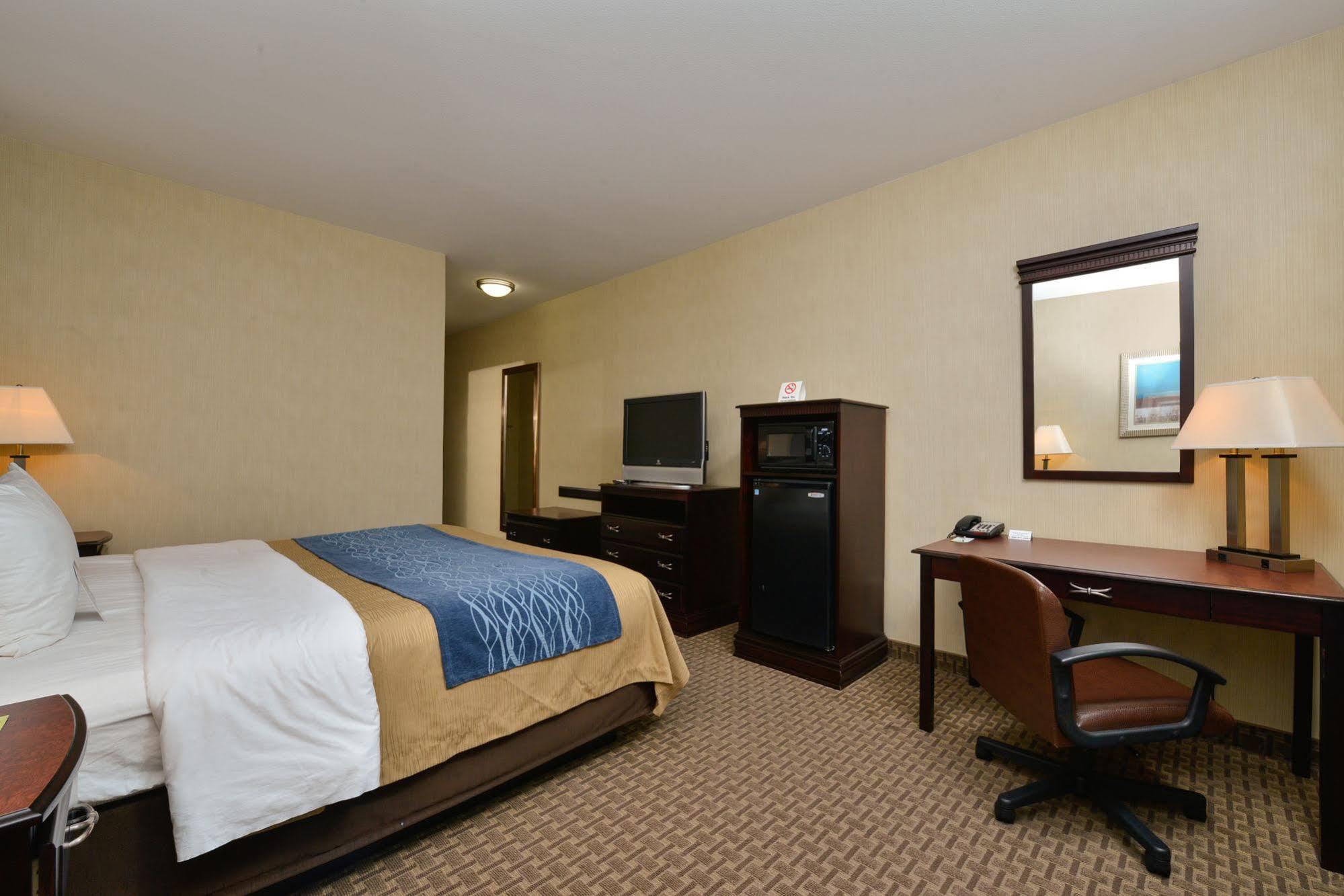 Comfort Inn & Suites North Little Rock Mccain Mall Exterior photo